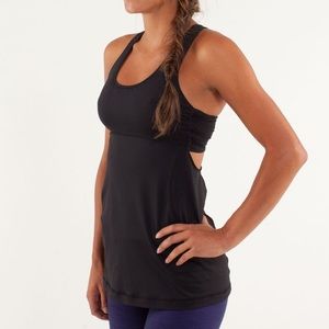 Lulu lemon top! Super cute! IN PINK